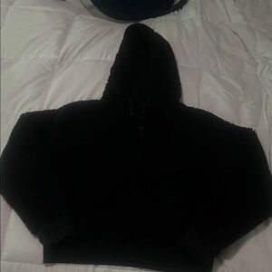 LULULEMON WOMANS SHERPA PULLOVER HOODIE (halfzip).